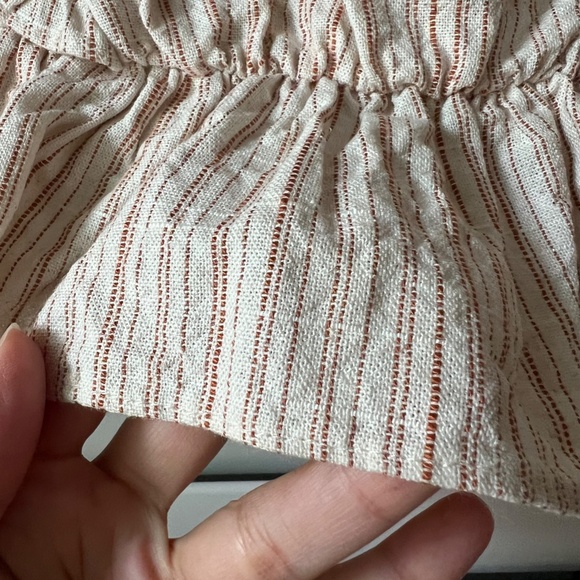 Line and Dot White Textured Blouse - Size XS - Picture 3 of 6